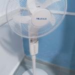 Ventilador Recargable de Pedestal Milexus.